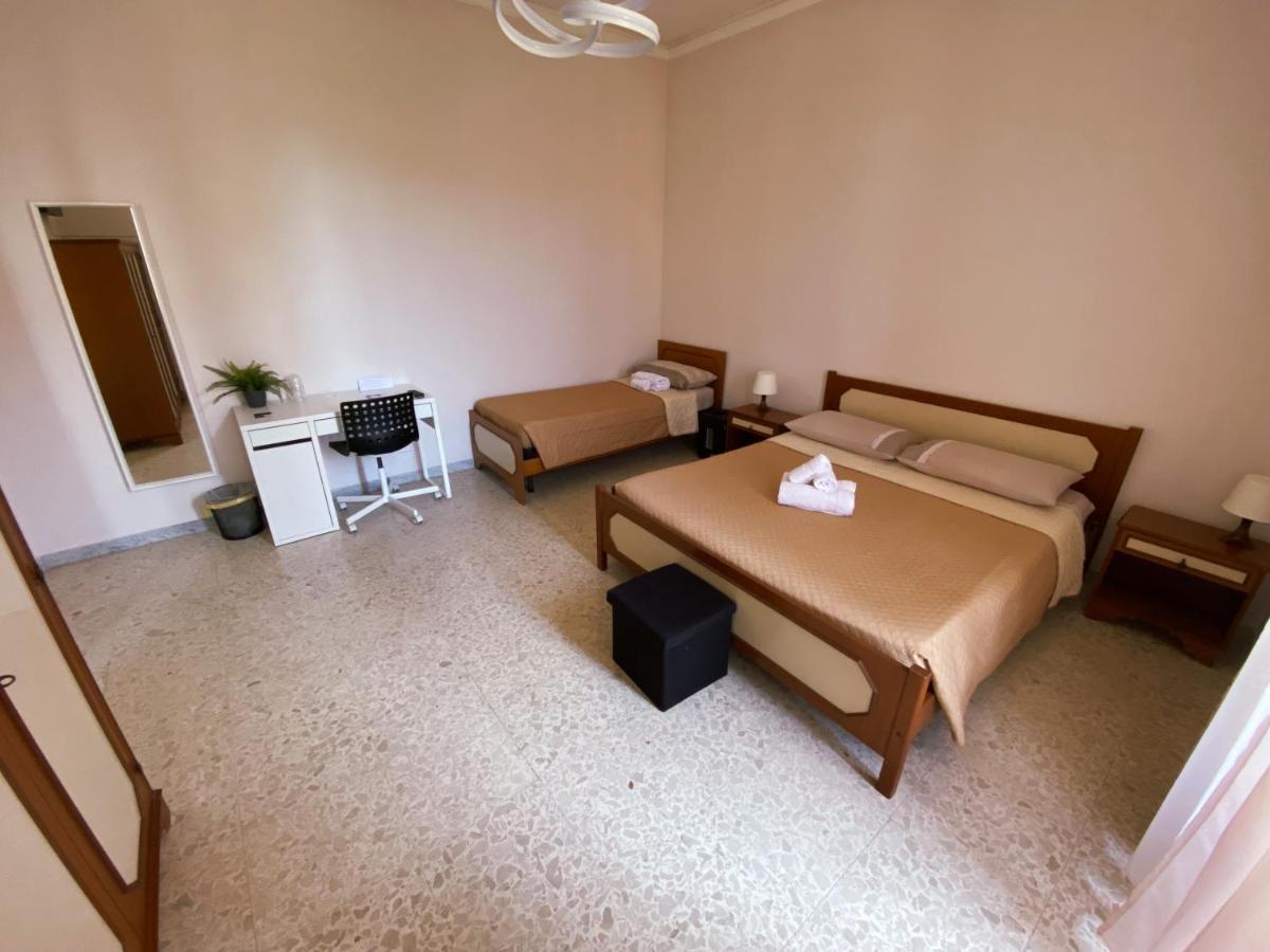 Bed and Breakfast Happy Days Террачина Екстер'єр фото